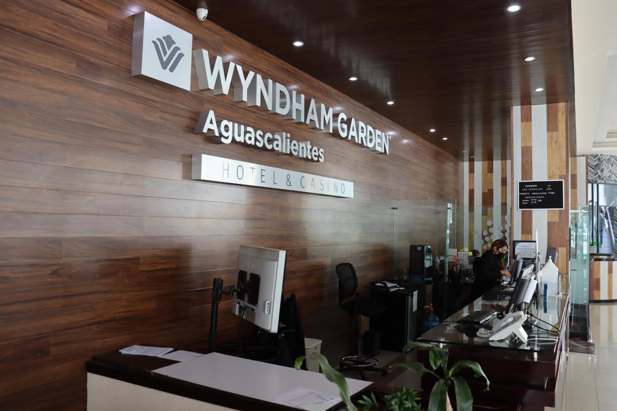 Wyndham Garden Aguascalientes Hotel & Casino Exteriör bild