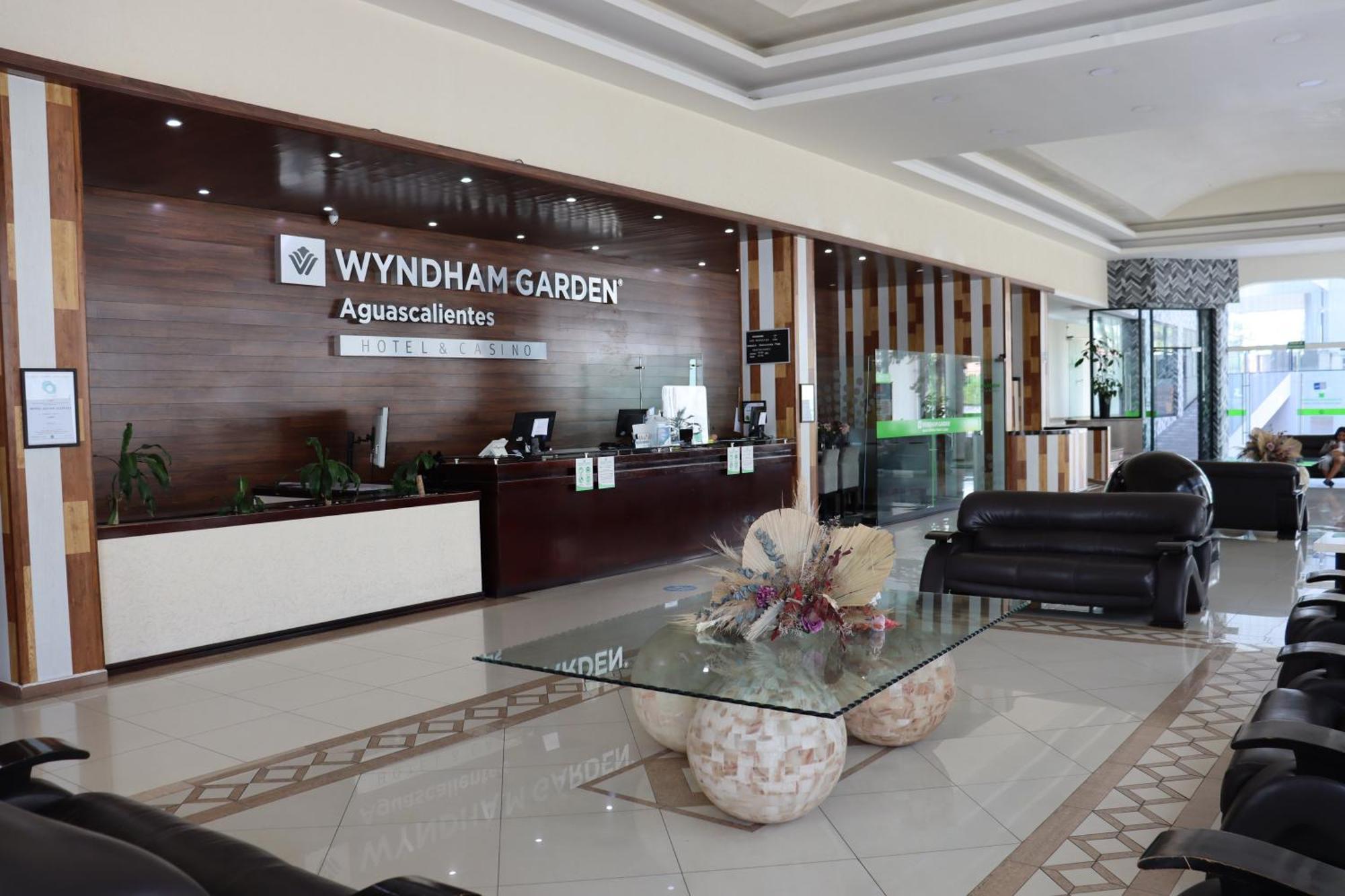 Wyndham Garden Aguascalientes Hotel & Casino Exteriör bild
